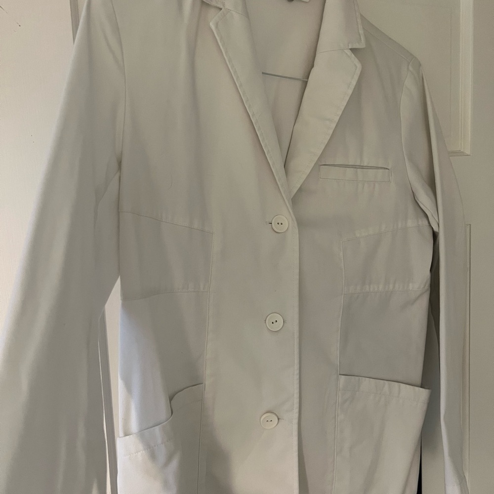 Women’s Short Lab Coat - Picture 2 of 4